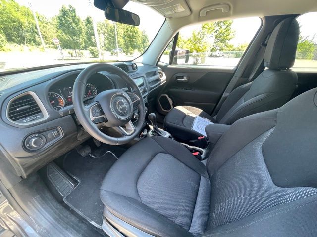 Thumbnail: 2017 Jeep Renegade - 10