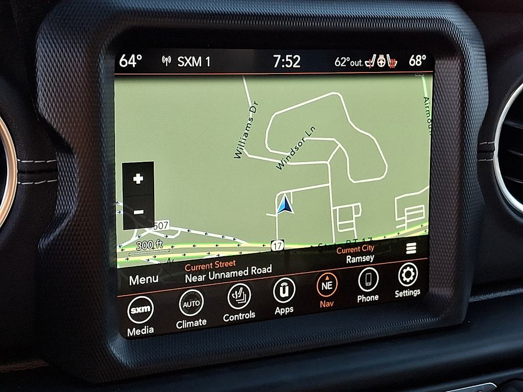 Thumbnail: 2022 Jeep Wrangler - 8