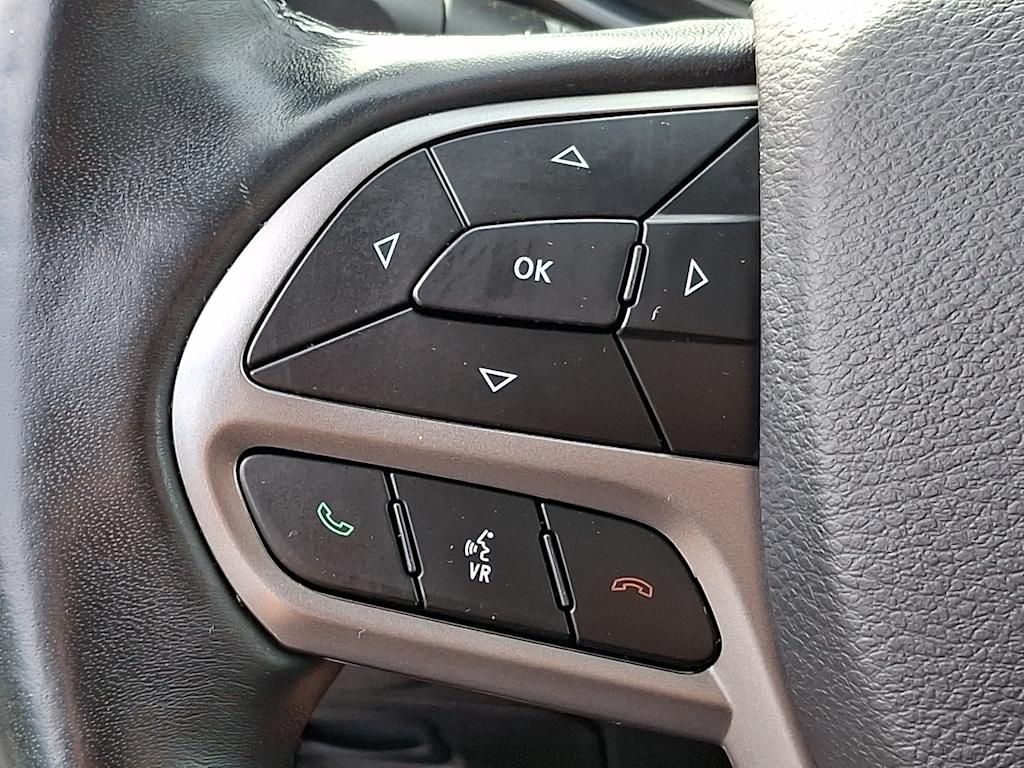 Thumbnail: 2019 Jeep Cherokee - 20