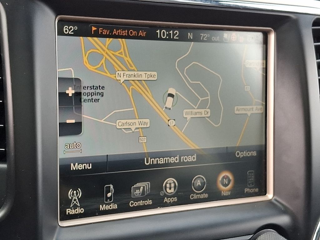 Thumbnail: 2015 Jeep Grand Cherokee - 10