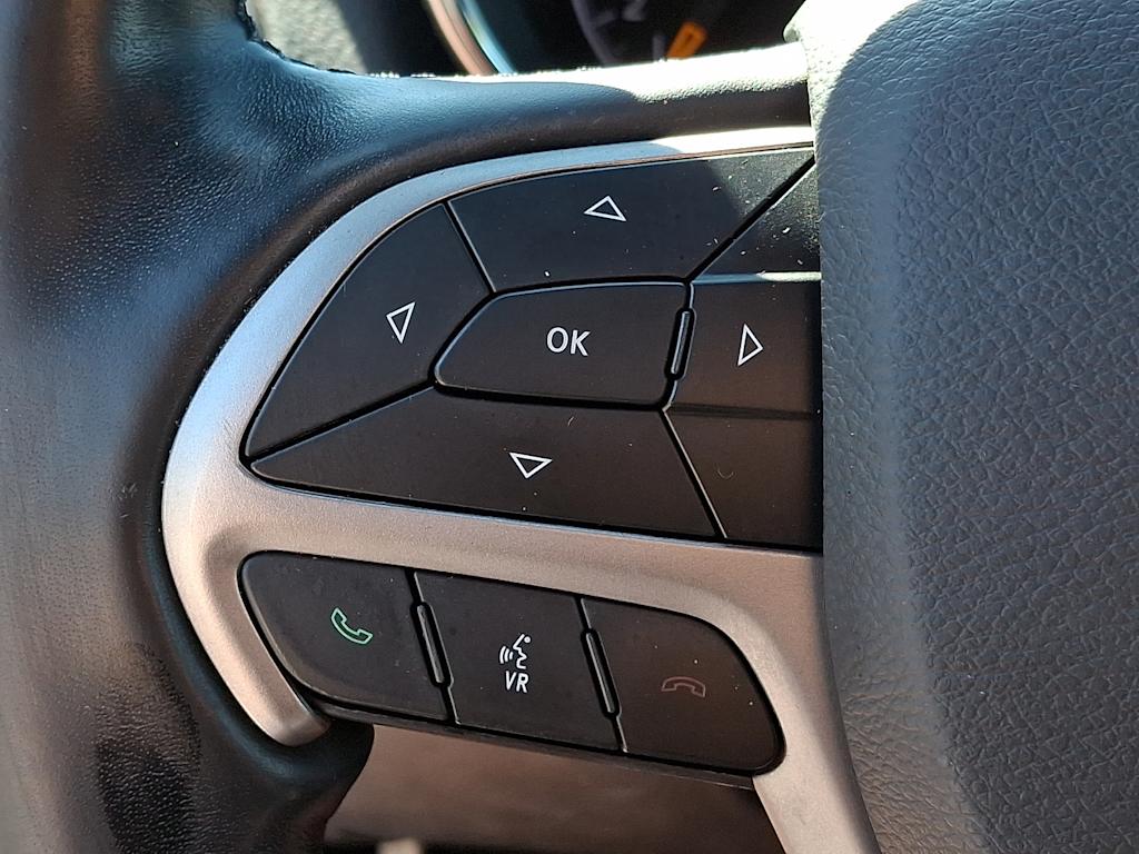 Thumbnail: 2020 Jeep Grand Cherokee - 21