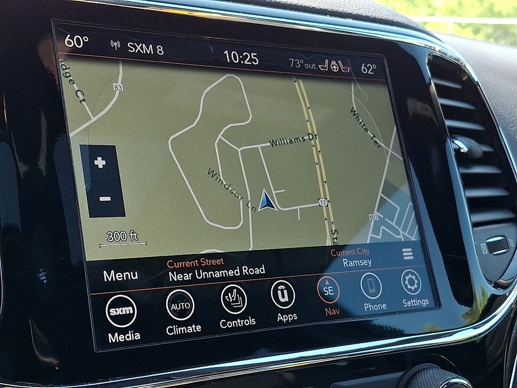 Thumbnail: 2020 Jeep Grand Cherokee - 9