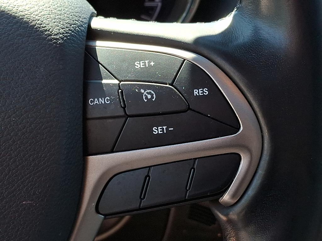 Thumbnail: 2020 Jeep Grand Cherokee - 22