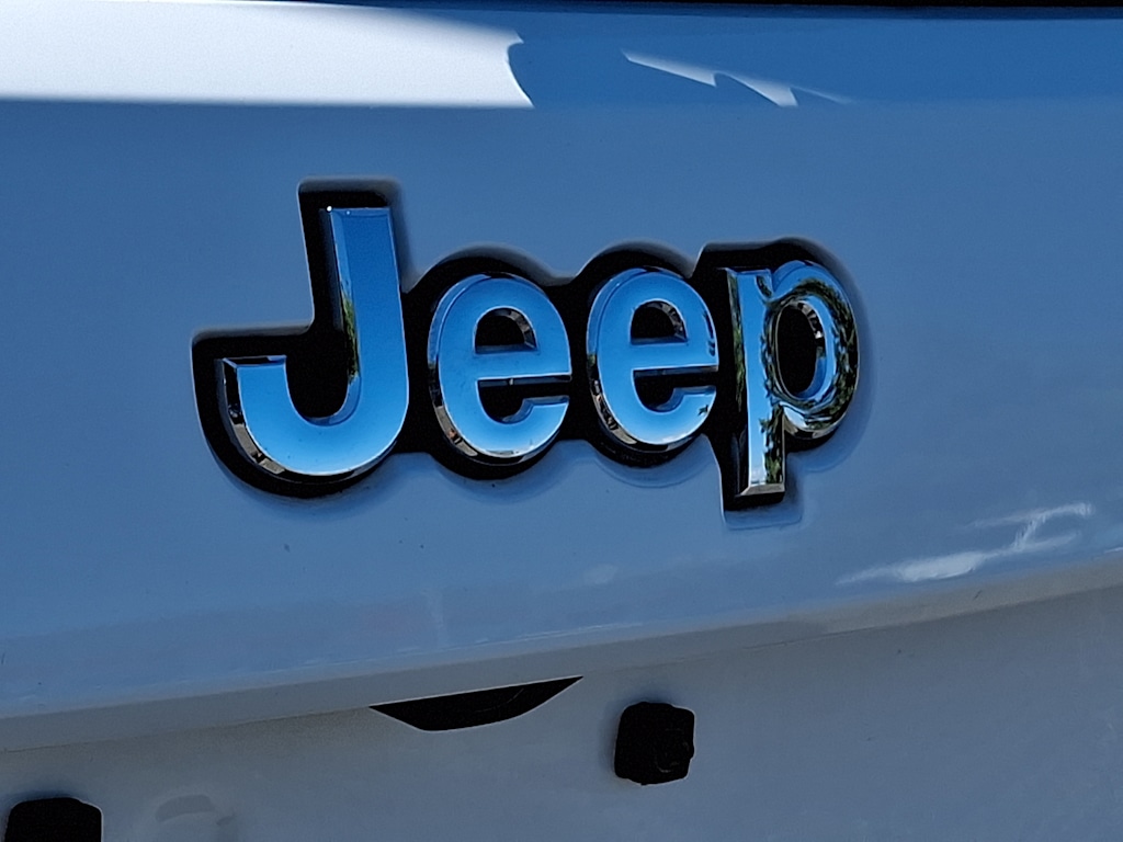 Thumbnail: 2020 Jeep Grand Cherokee - 30