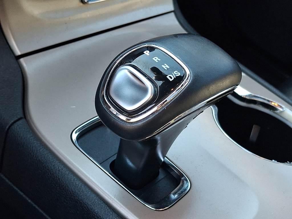 Thumbnail: 2014 Jeep Grand Cherokee - 18
