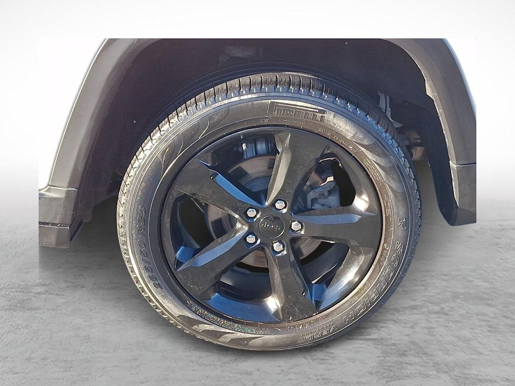 Thumbnail: 2023 Jeep Grand Cherokee - 7
