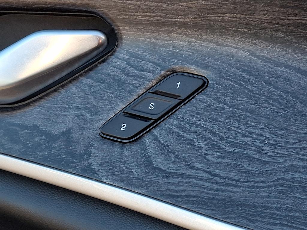 Thumbnail: 2023 Jeep Grand Cherokee - 12