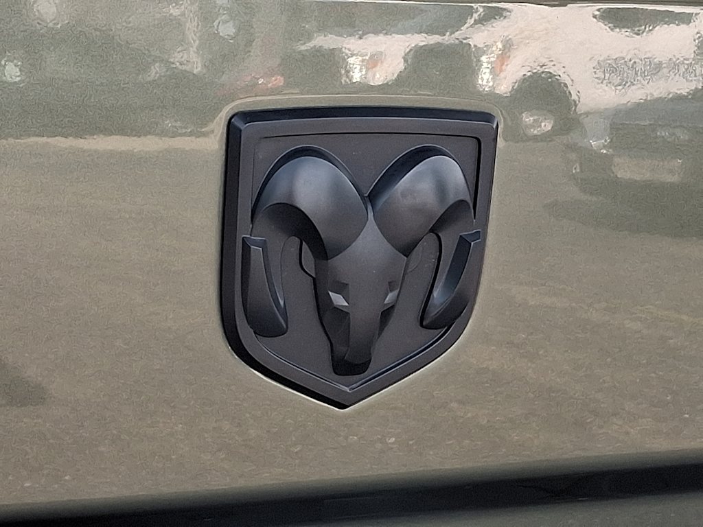 Thumbnail: 2021 RAM 1500 - 28
