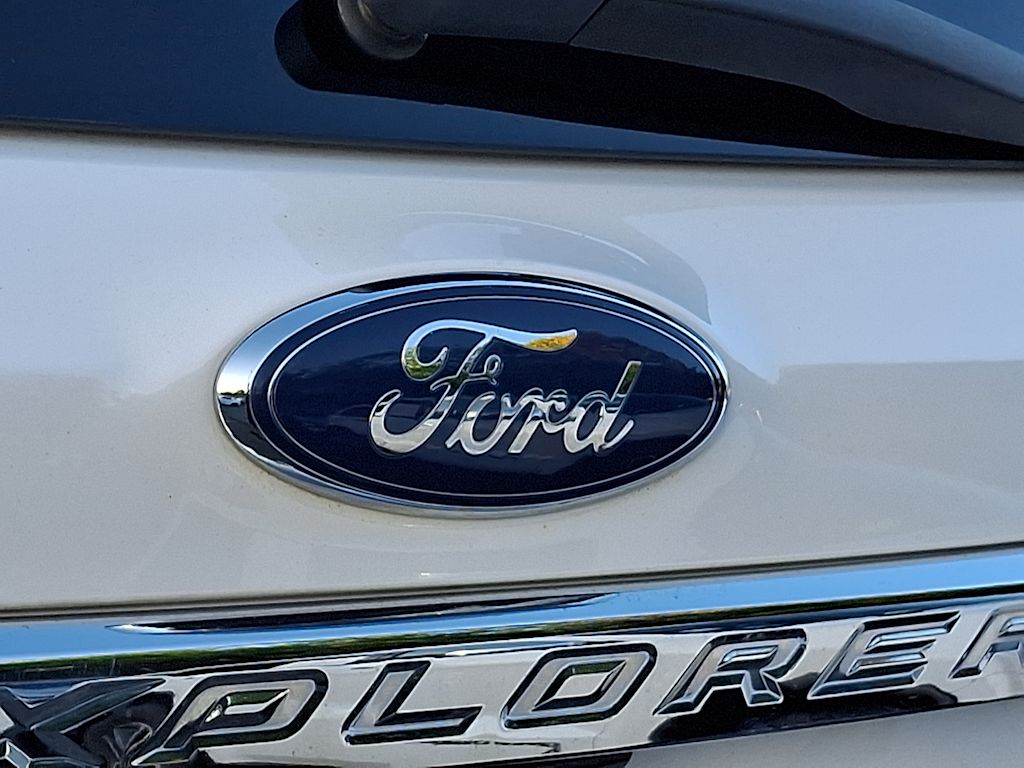 Thumbnail: 2018 Ford Explorer - 30