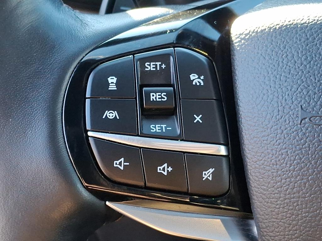 Thumbnail: 2021 Ford Explorer - 21