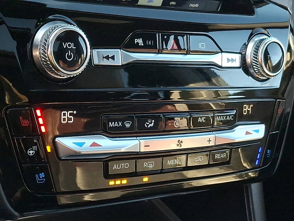 Thumbnail: 2021 Ford Explorer - 19