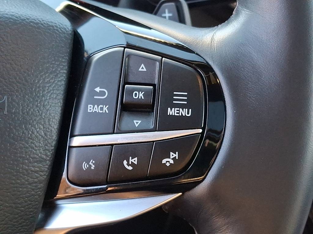 Thumbnail: 2021 Ford Explorer - 22