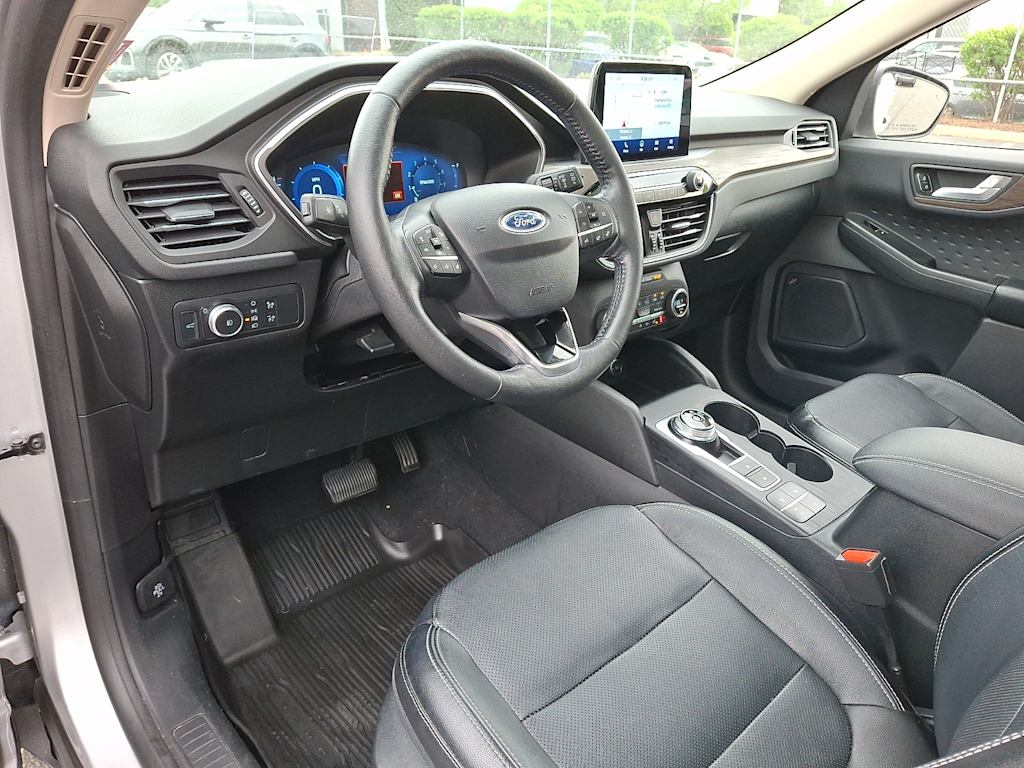 Thumbnail: 2020 Ford Escape - 2