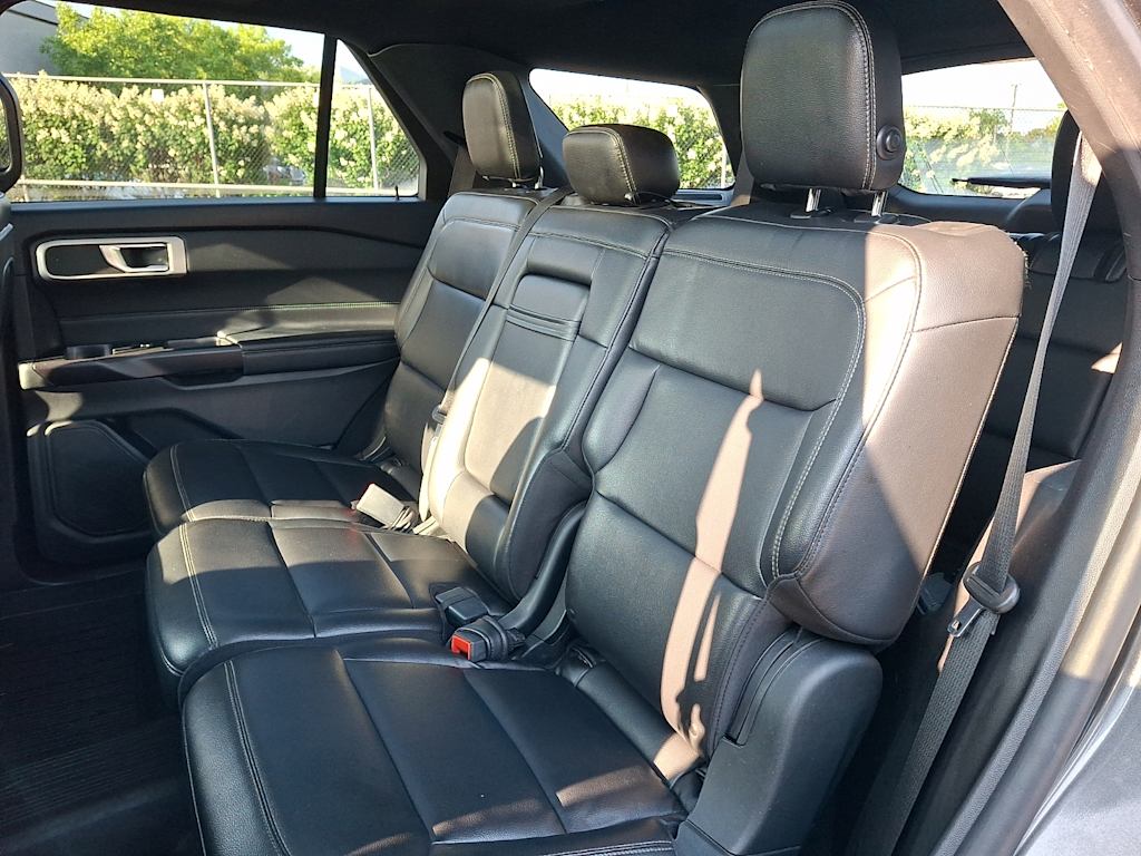 Thumbnail: 2020 Ford Explorer - 8