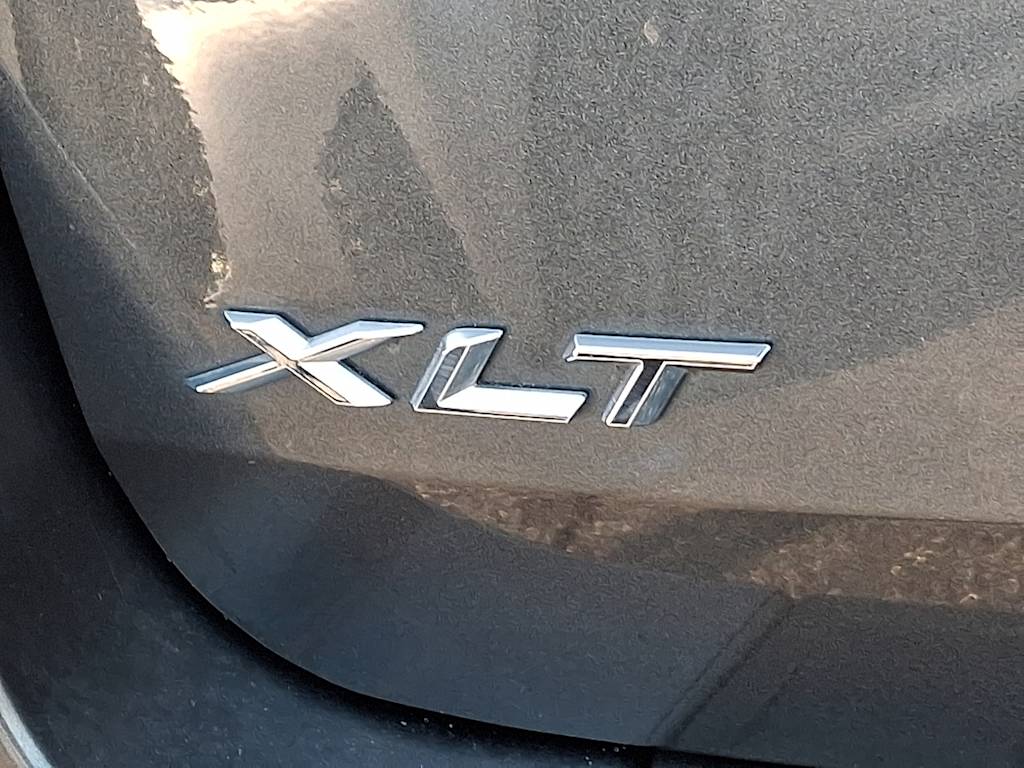Thumbnail: 2020 Ford Explorer - 29