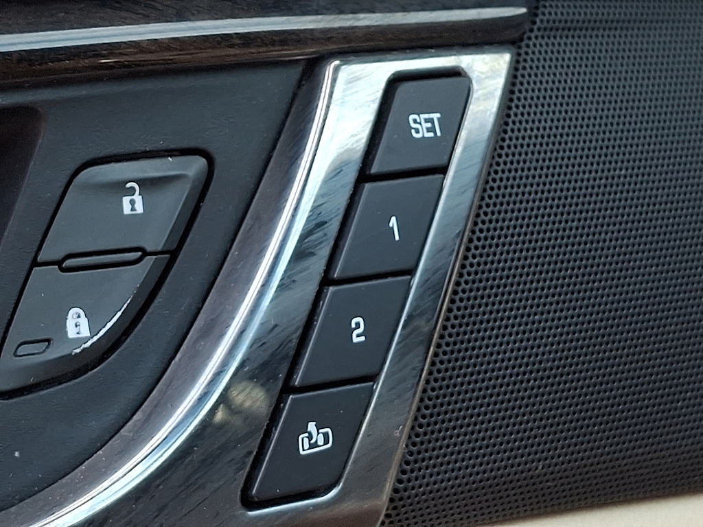 Thumbnail: 2018 Cadillac CTS - 26