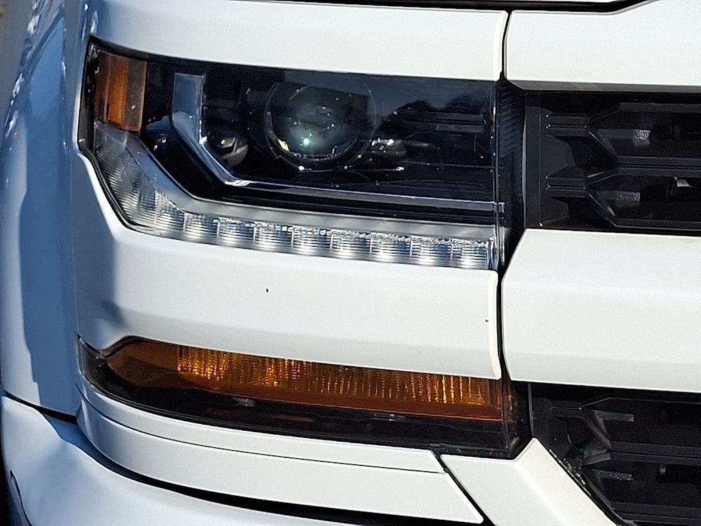 Thumbnail: 2018 Chevrolet Silverado 1500 - 15