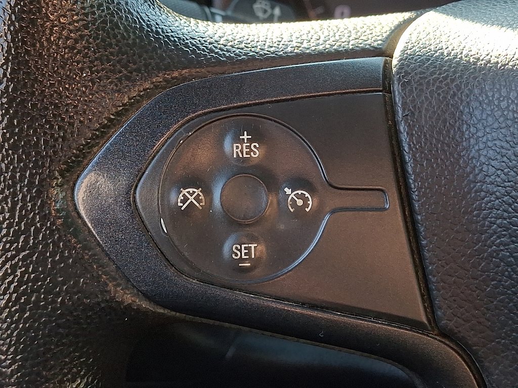 Thumbnail: 2018 Chevrolet Silverado 1500 - 21