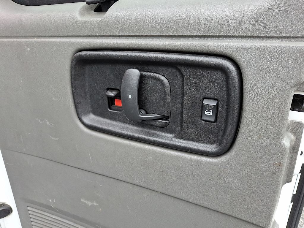 Thumbnail: 2022 GMC Savana - 28