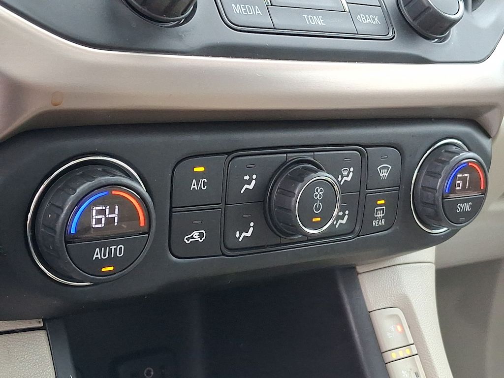 Thumbnail: 2018 GMC Acadia - 21