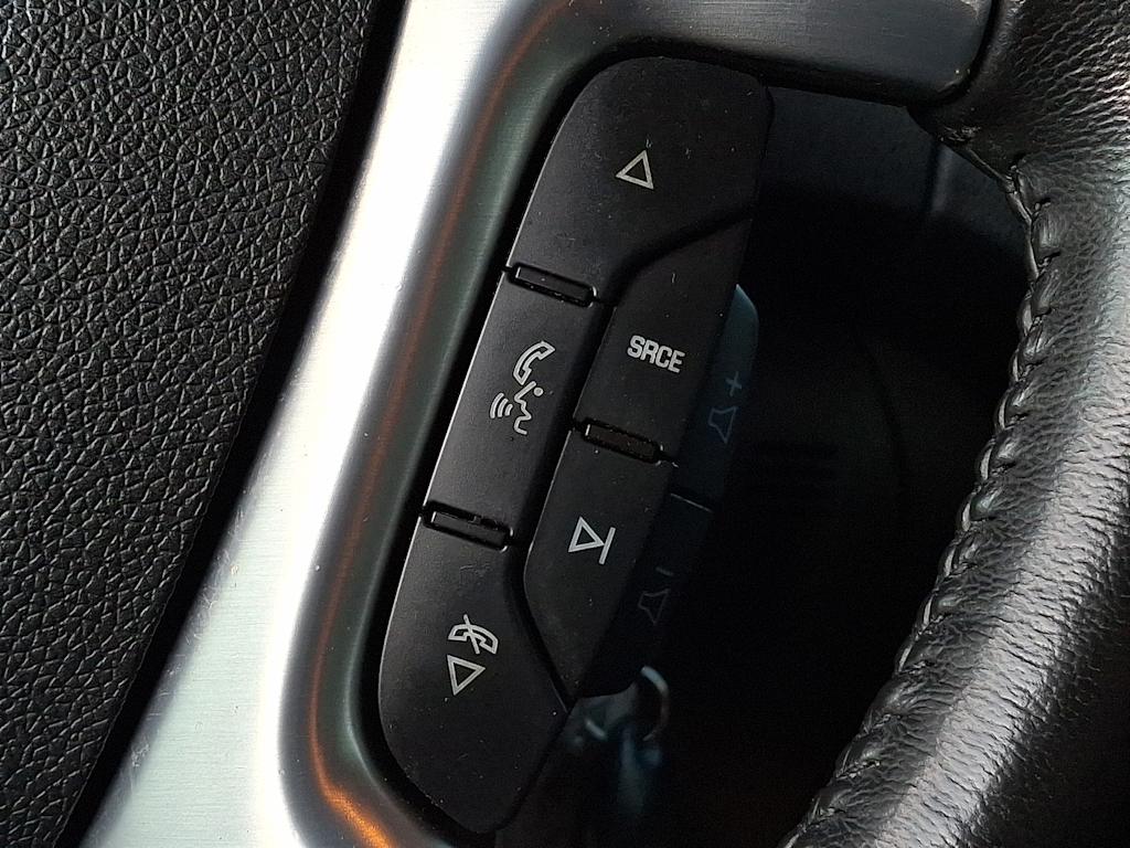 Thumbnail: 2015 GMC Acadia - 22