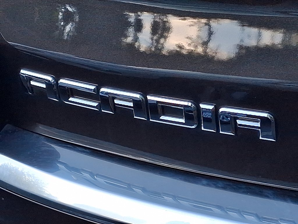 Thumbnail: 2015 GMC Acadia - 30