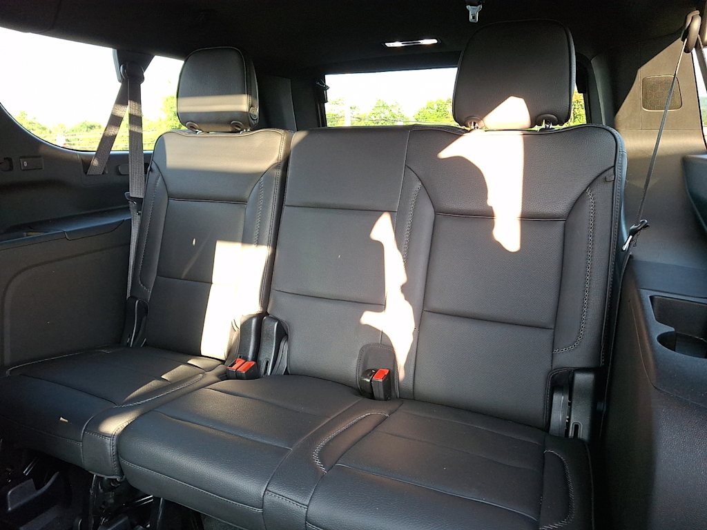 Thumbnail: 2023 GMC Yukon XL - 16