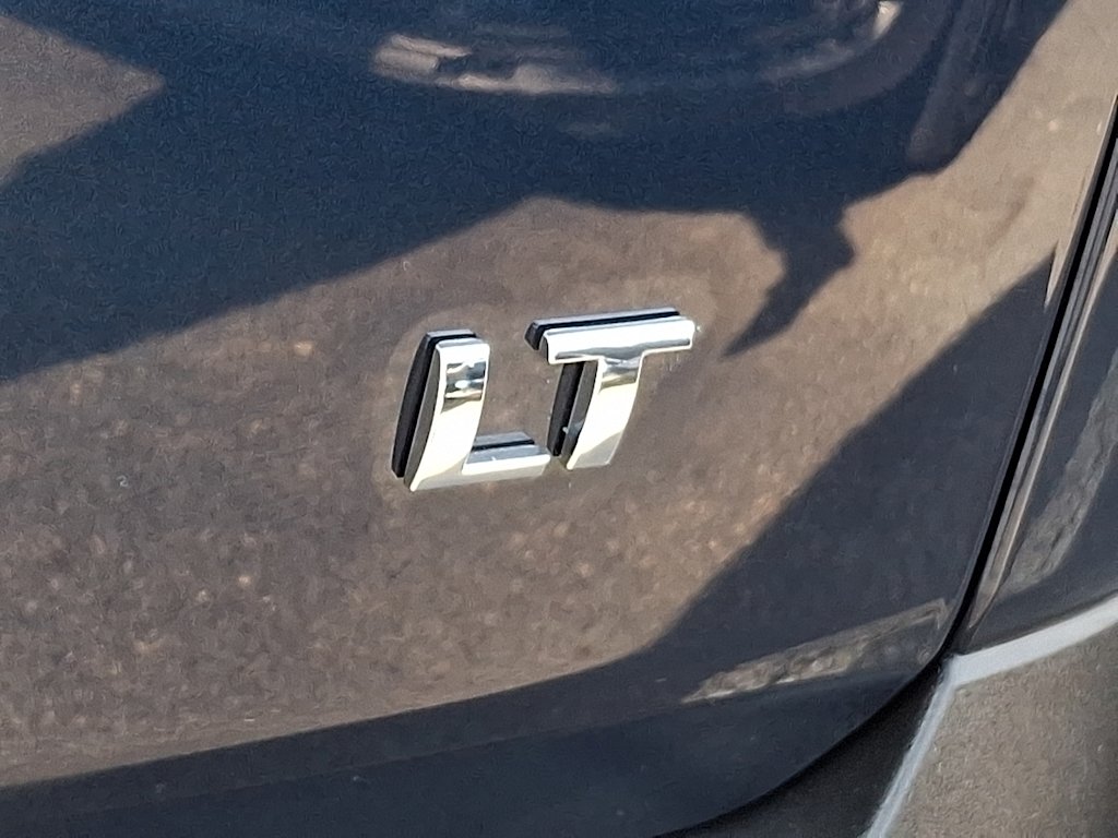 Thumbnail: 2023 Chevrolet Traverse - 5
