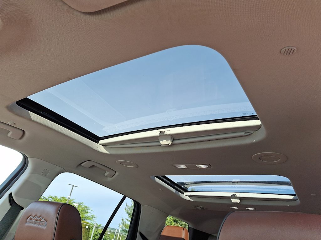 Thumbnail: 2018 Chevrolet Traverse - 19