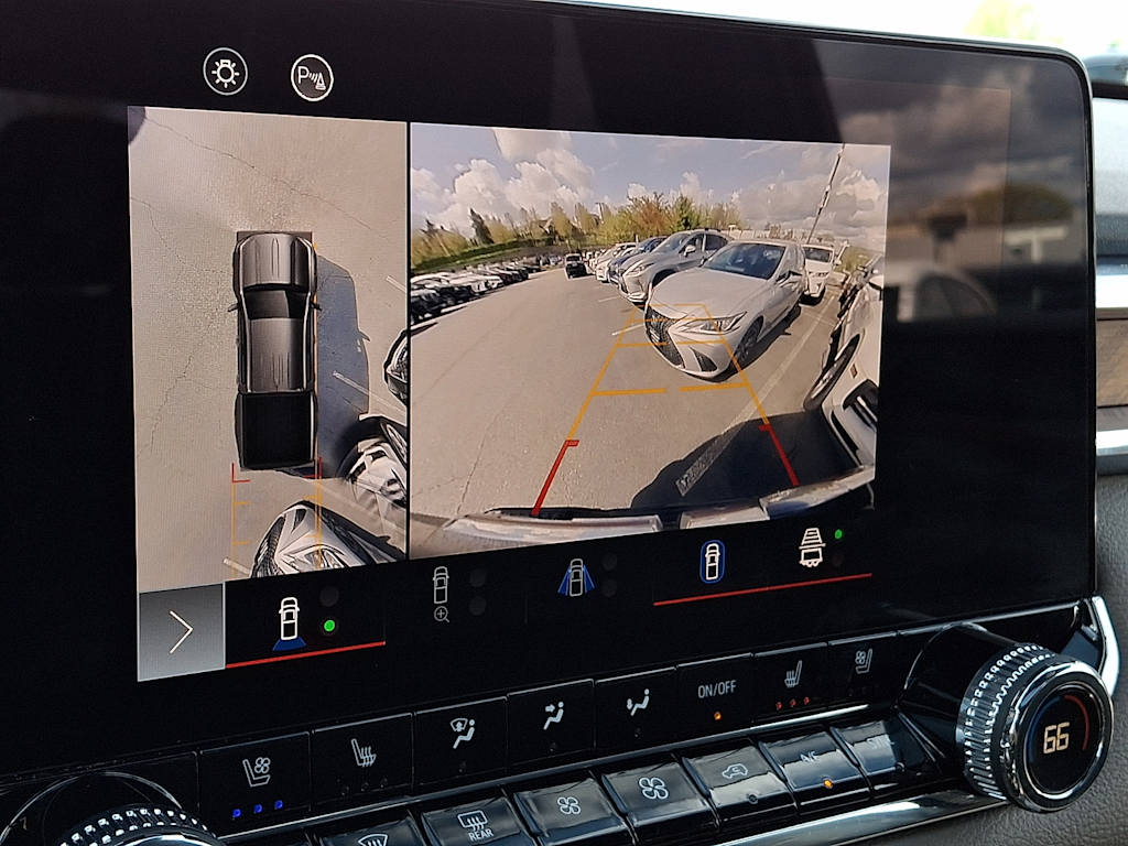 Thumbnail: 2023 GMC Canyon - 20