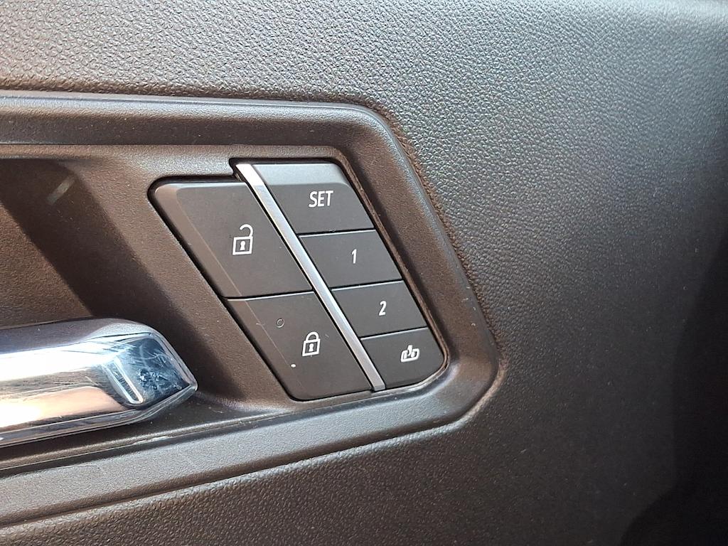 Thumbnail: 2023 GMC Canyon - 25