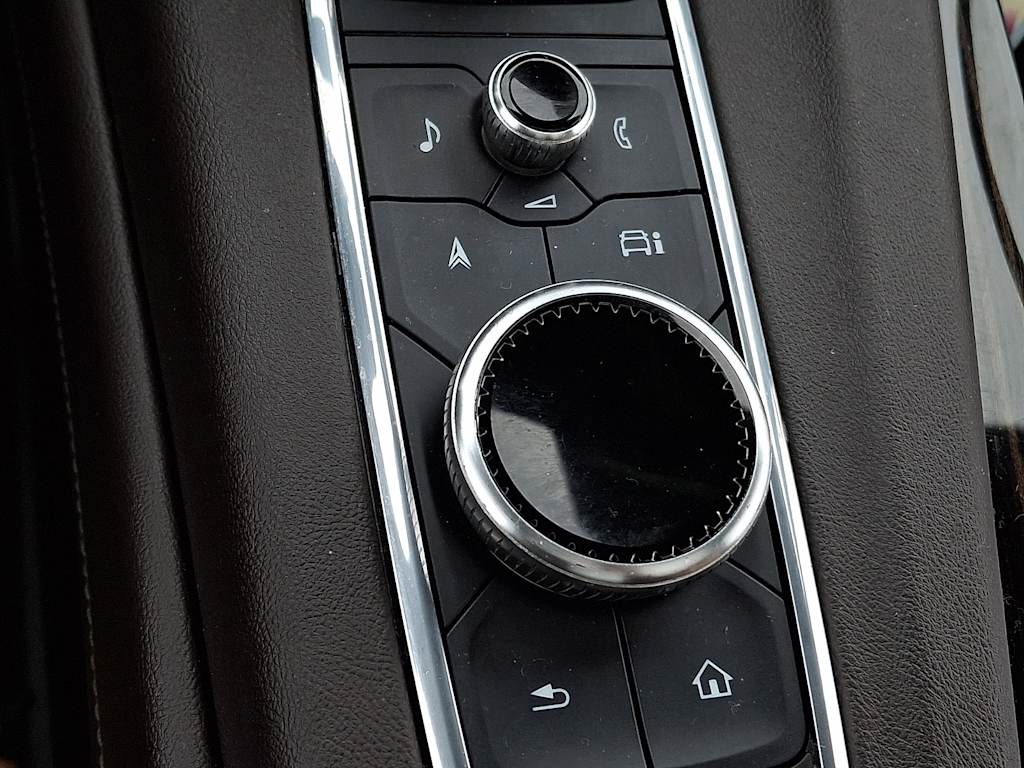 Thumbnail: 2023 Cadillac Escalade - 25