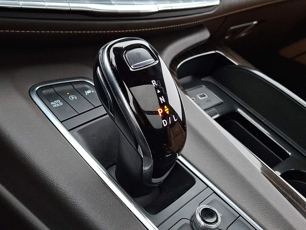 Thumbnail: 2023 Cadillac Escalade - 10