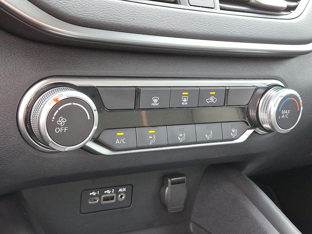 2021 Nissan Altima SR 19