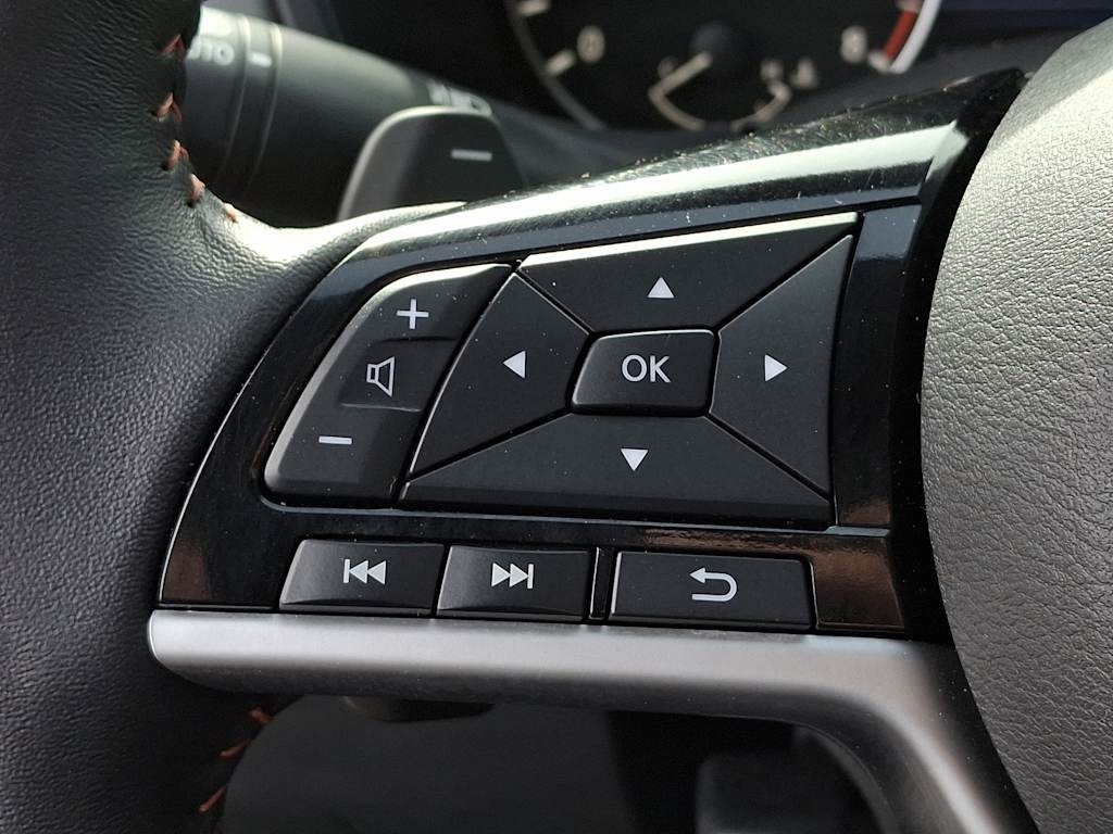 2021 Nissan Altima SR 21