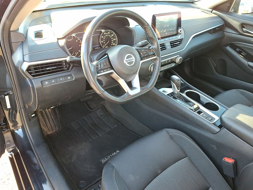 Thumbnail: 2022 Nissan Altima - 2