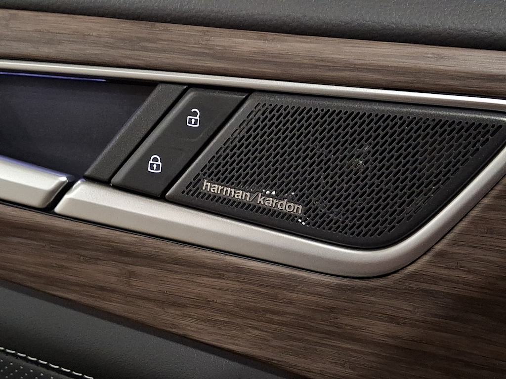 Thumbnail: 2024 Volkswagen Atlas - 24