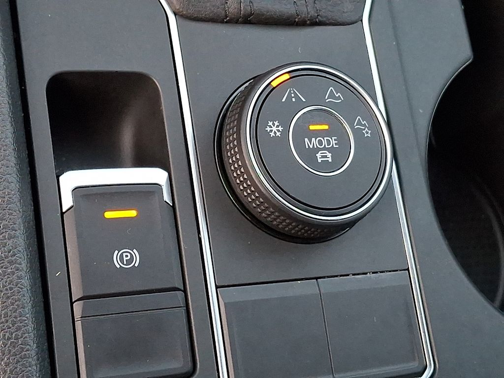 Thumbnail: 2020 Volkswagen Atlas - 26
