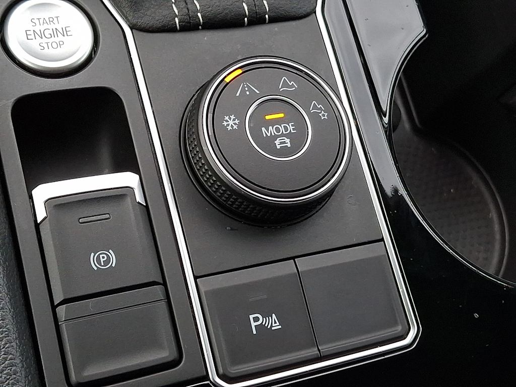 Thumbnail: 2023 Volkswagen Atlas - 22