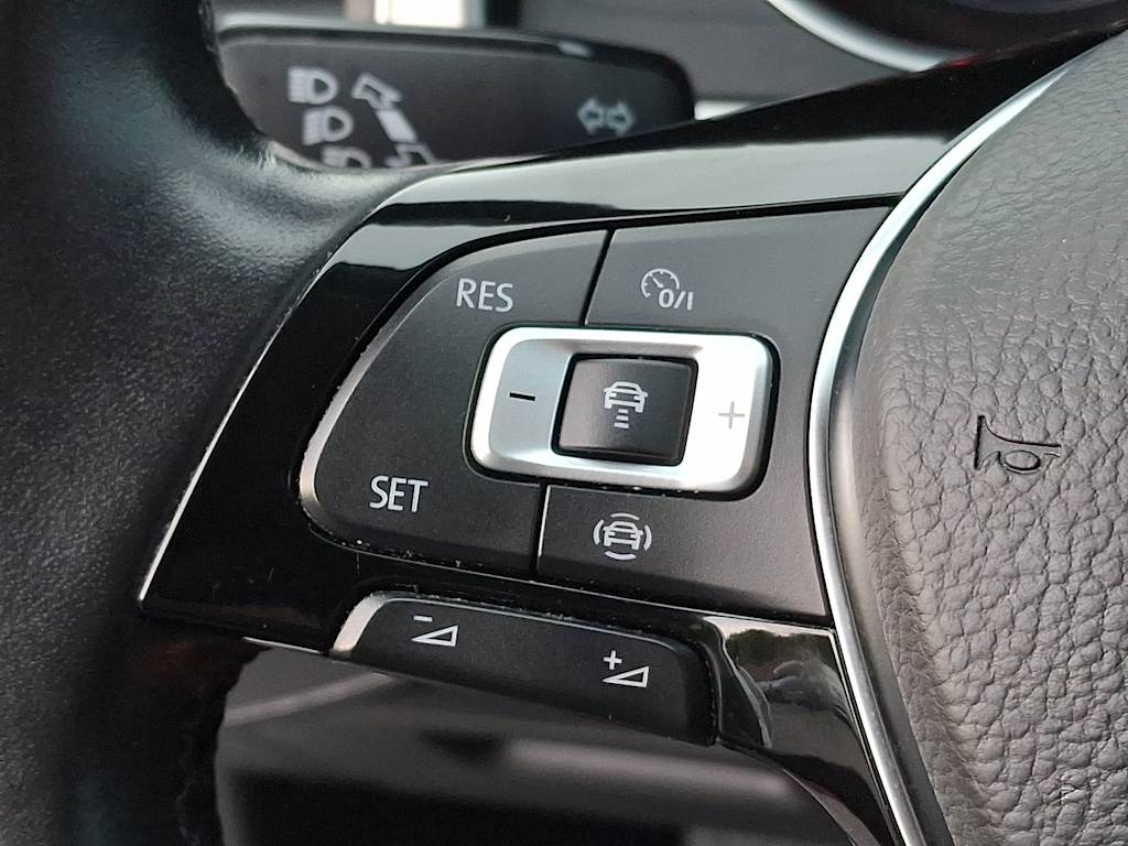 Thumbnail: 2019 Volkswagen Atlas - 21