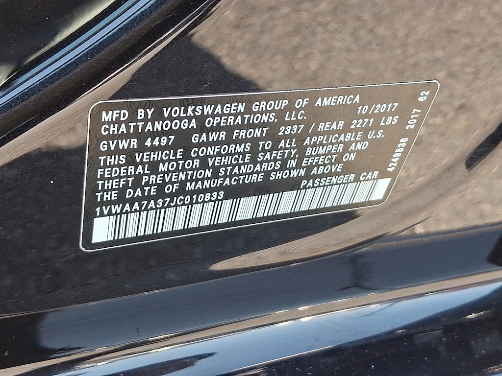 2018 Volkswagen Passat R-Line 30