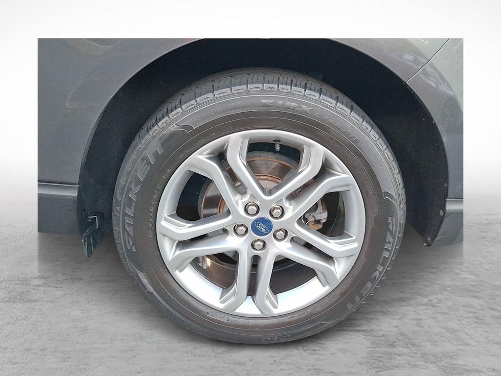 Thumbnail: 2017 Ford Edge - 6