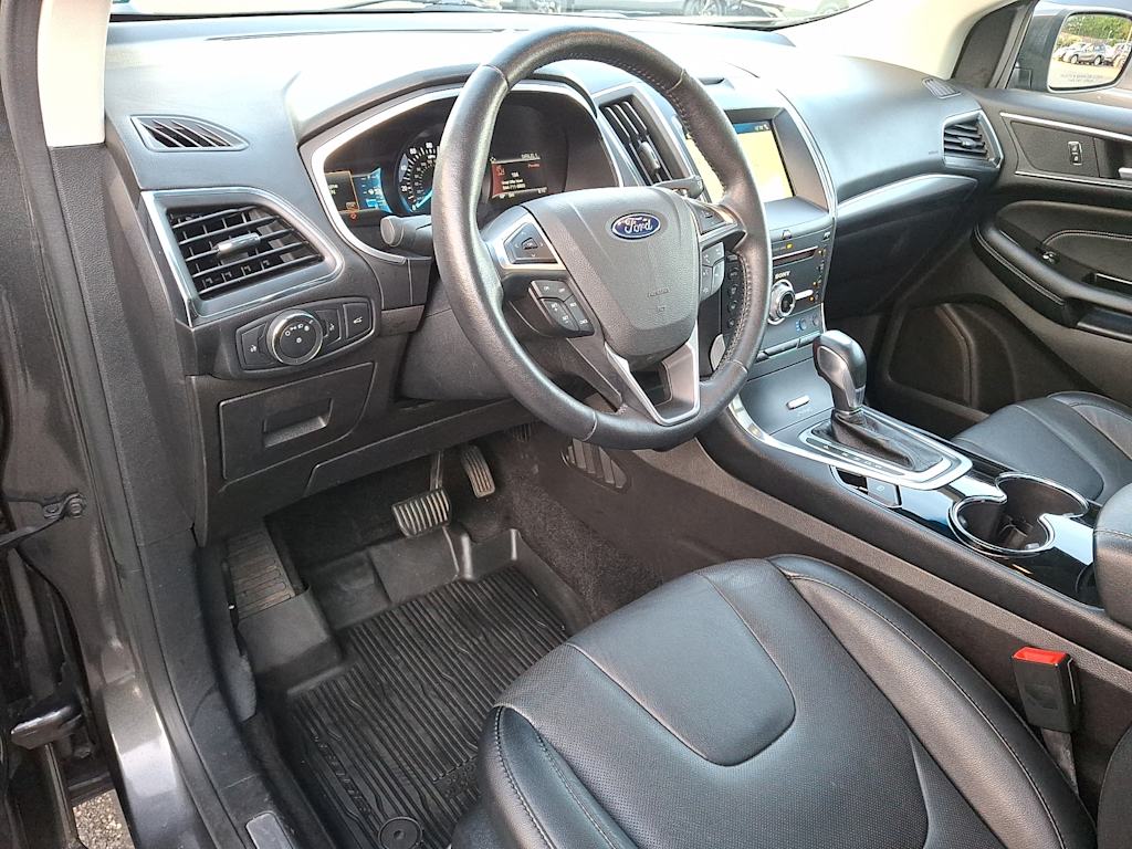 Thumbnail: 2017 Ford Edge - 2