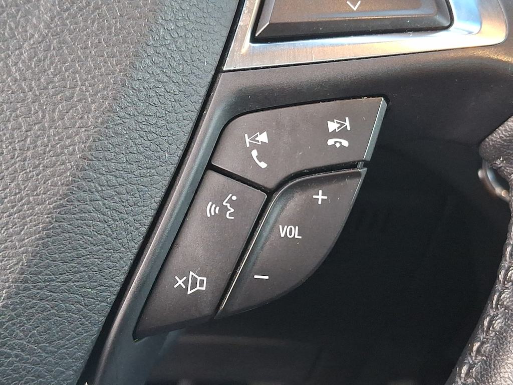 Thumbnail: 2017 Ford Edge - 23