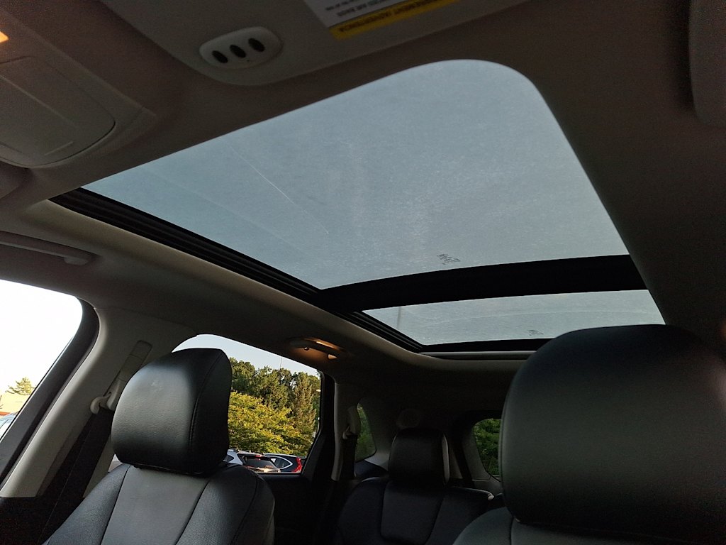 Thumbnail: 2017 Ford Edge - 17