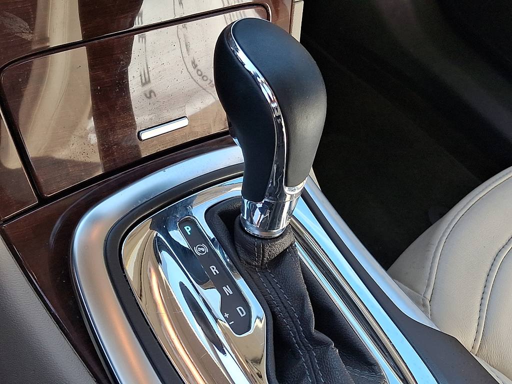 Thumbnail: 2014 Buick Regal - 10
