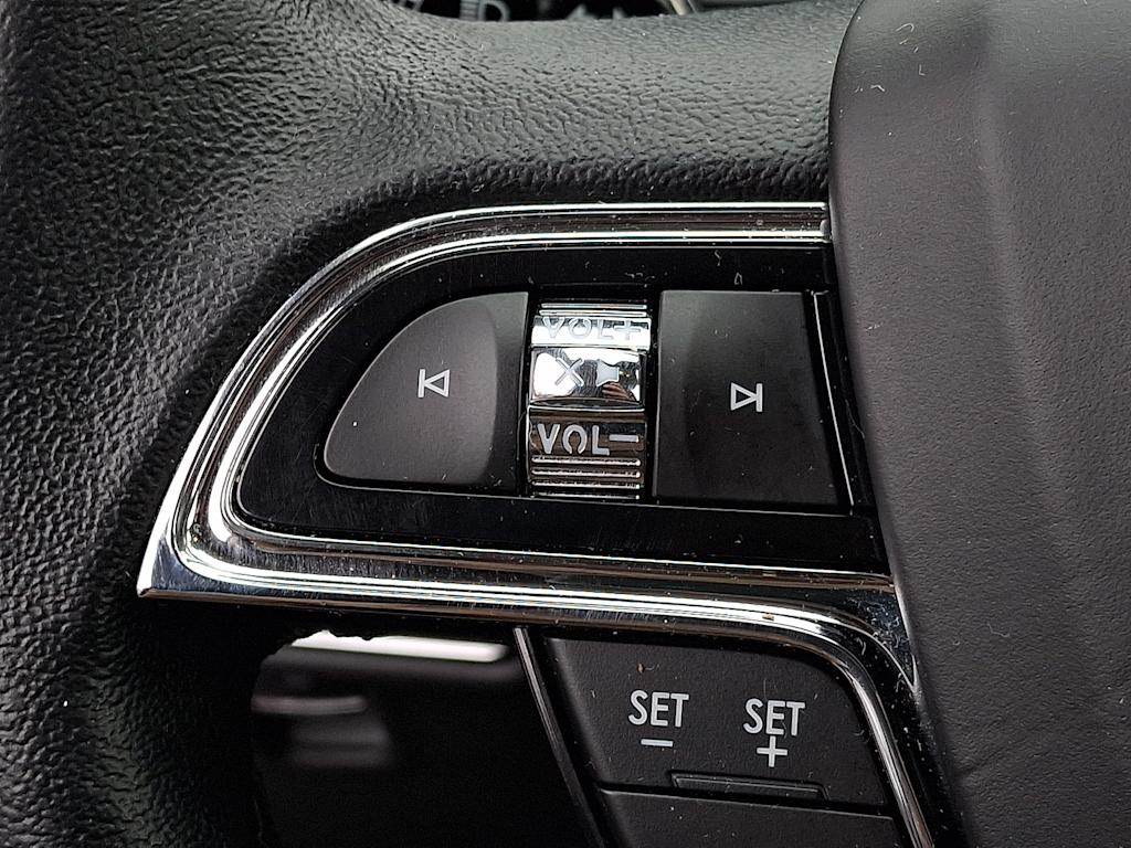 Thumbnail: 2023 Lincoln Nautilus - 18