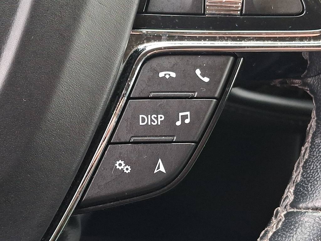 Thumbnail: 2023 Lincoln Nautilus - 21