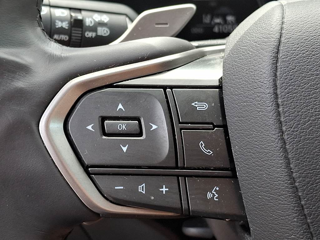 Thumbnail: 2024 Lexus ES - 22