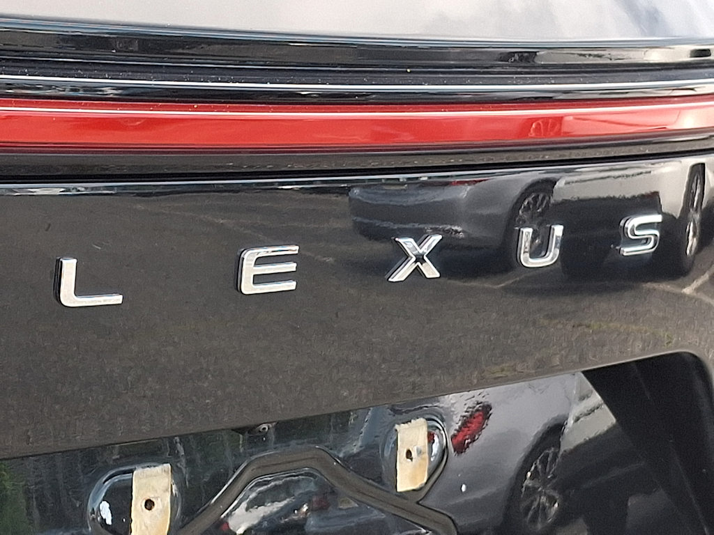Thumbnail: 2024 Lexus ES - 29